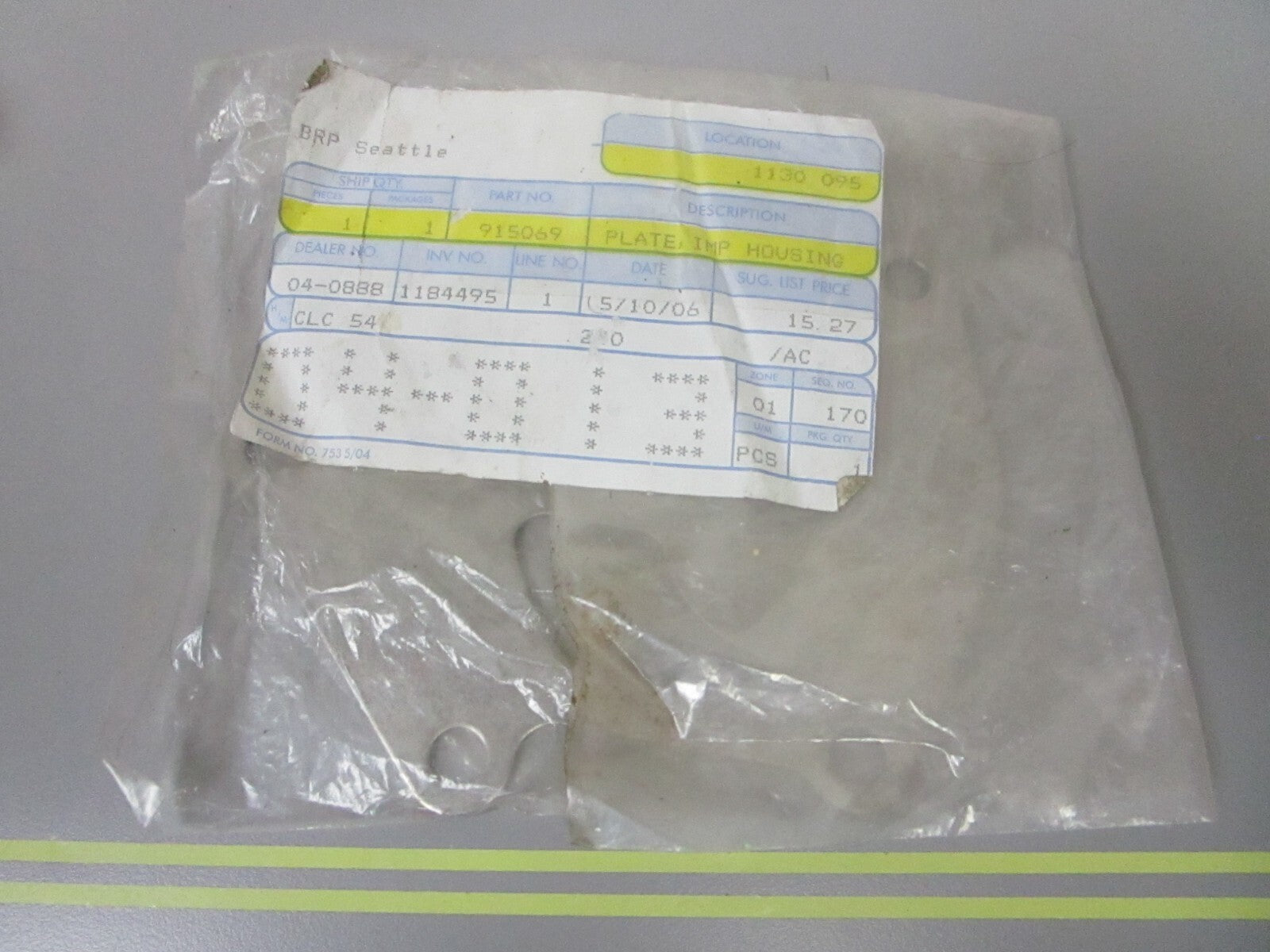 *NEW OEM* 0810 OMC Johnson Evinrude Impeller Housing Plate 915069 0916069