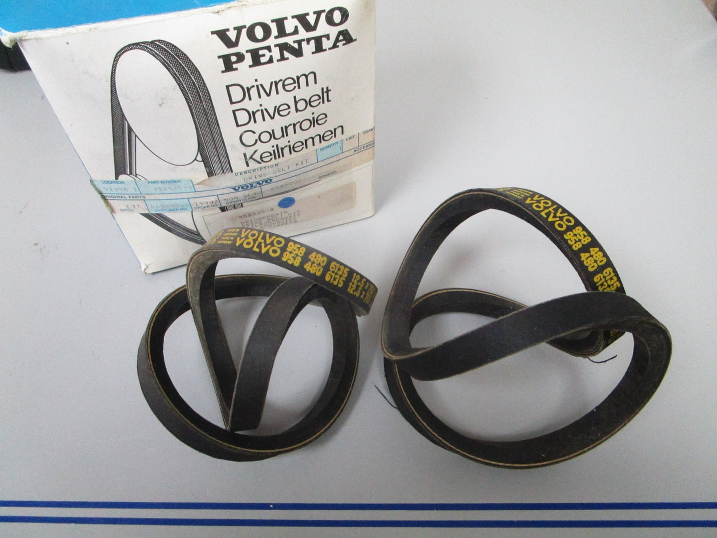 NEW OEM 958525 Volvo Penta Drive Belt Kit 0720