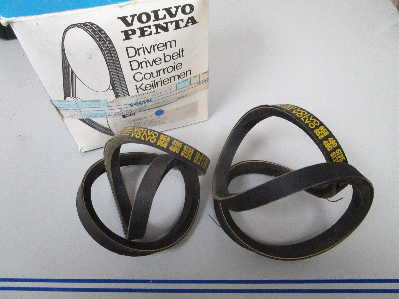 NEW OEM 958525 Volvo Penta Drive Belt Kit 0720