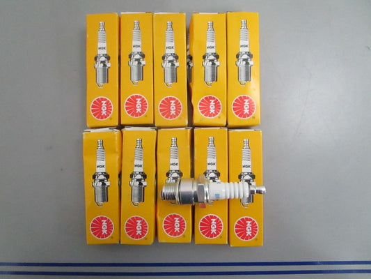 *NEW* (LOT OF 10) 0820 NGK Spark Plug BR8HS