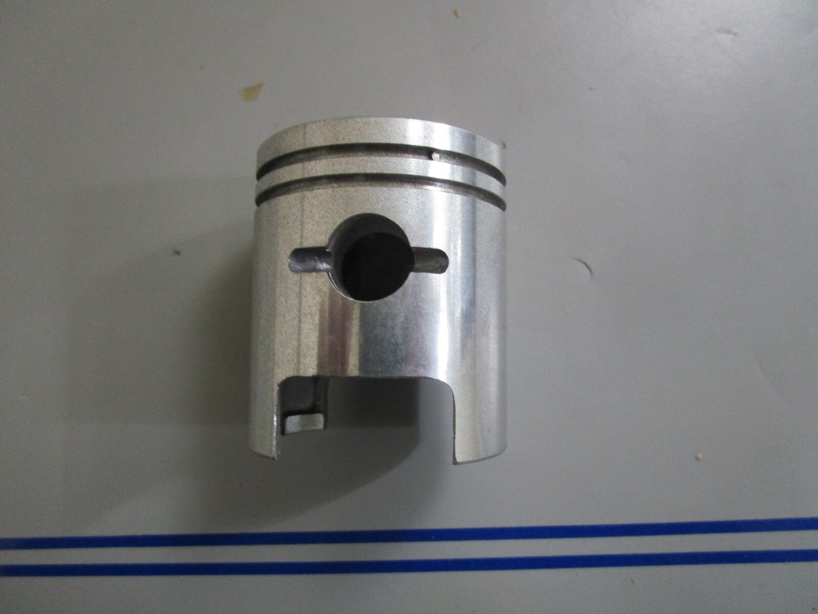 *NEW OEM* 0810 Suzuki Piston 12110-99002