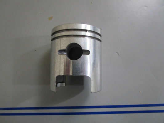 *NEW OEM* 0810 Suzuki Piston 12110-99002