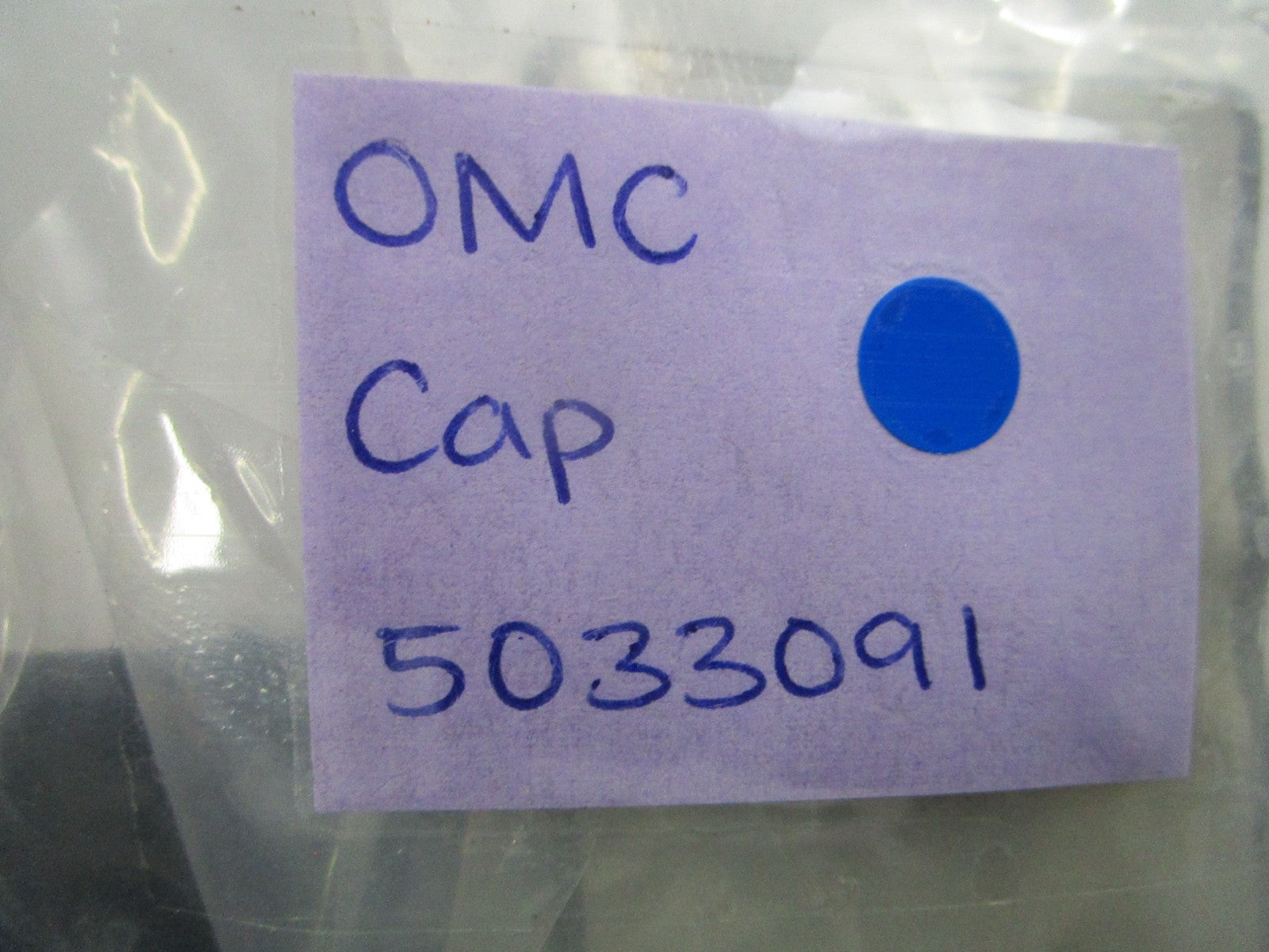 *NEW OEM* 0810 OMC Johnson Evinrude Cap 5033091