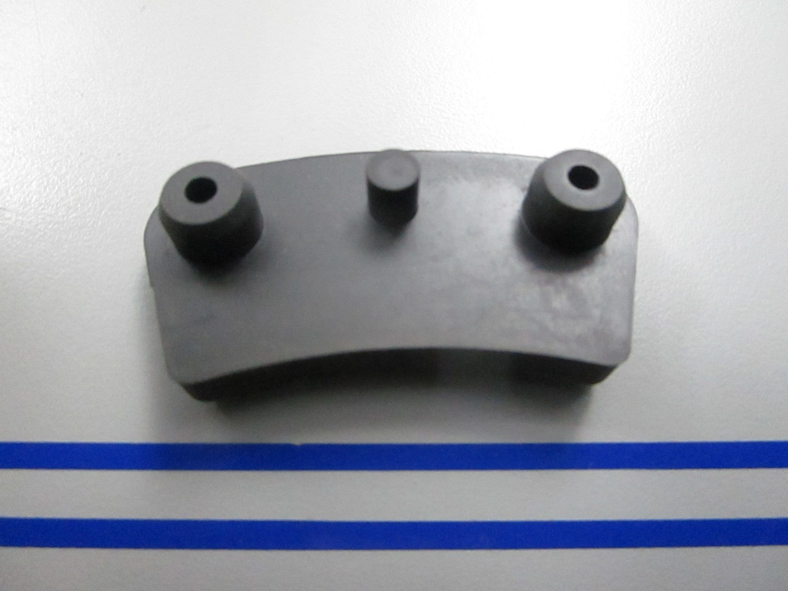 *NEW OEM* 0810 Mercury Quicksilver Rubber Bumper 18644