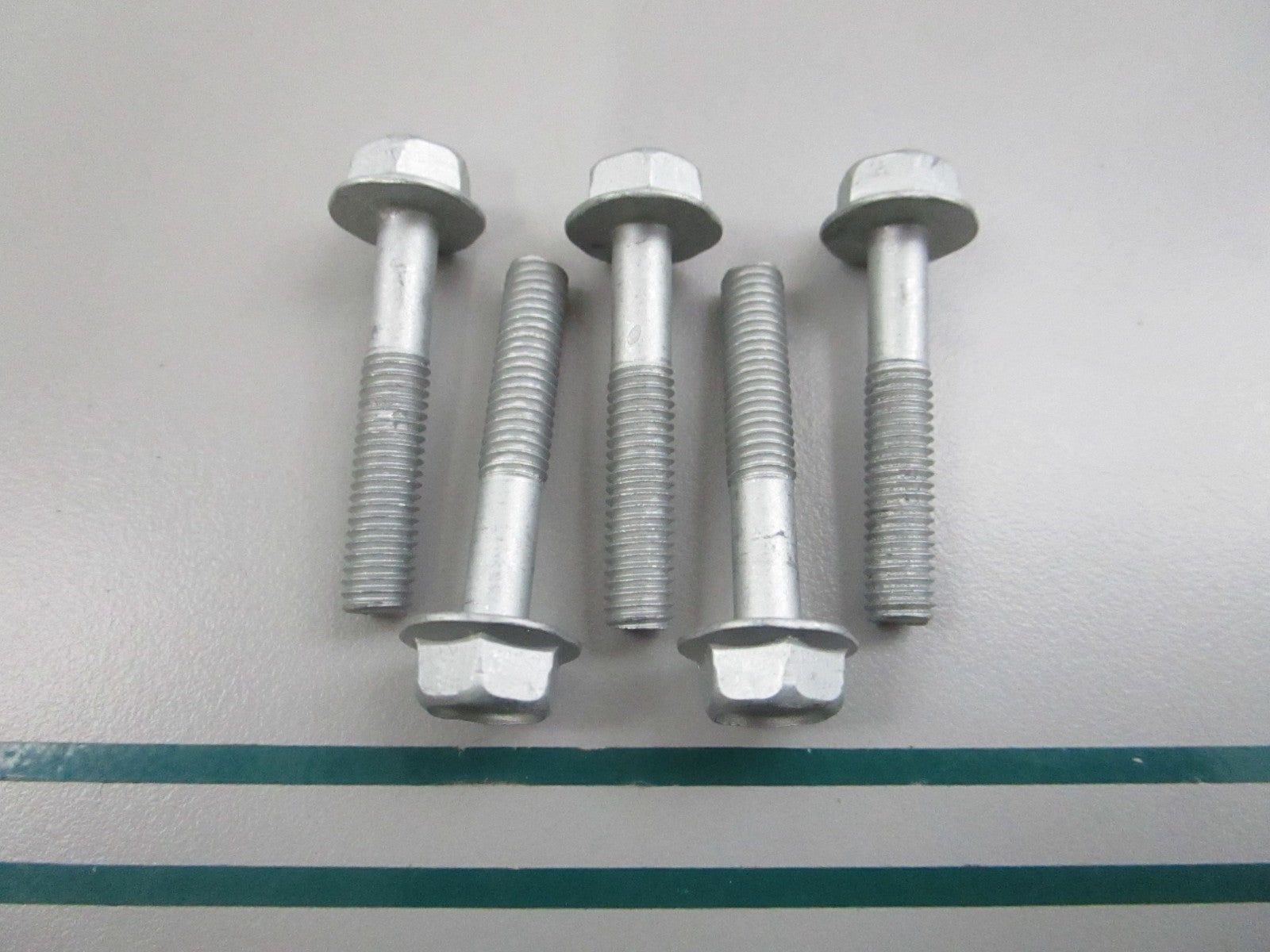 NEW OEM (LOT OF 5) 95895-06035-00 Yamaha Flange Bolt 0810