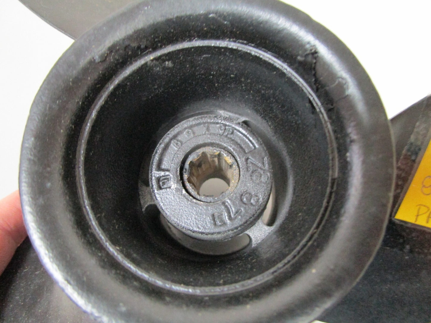 *NEW OEM* 0720 Mercury Quicksilver 8 Spline 8.9 x 9 Propeller