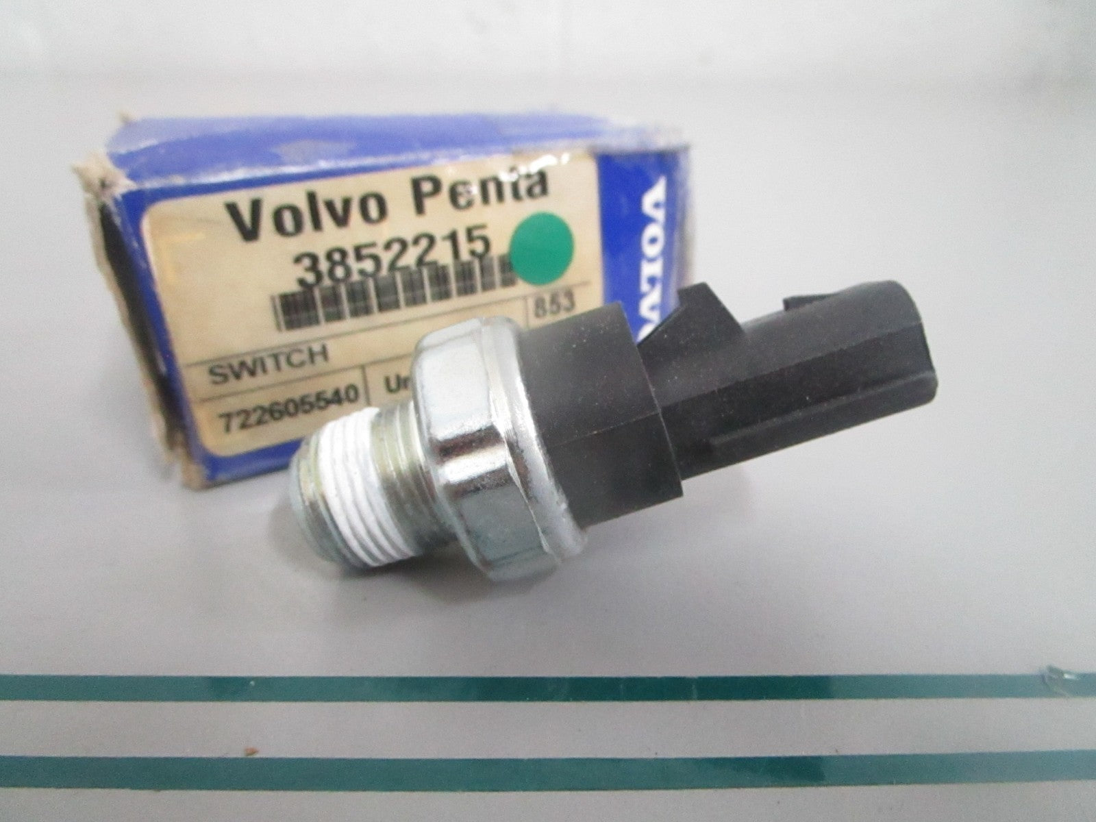 Volvo Penta 3852215 Oil Pressure Switch 3.0L 4.3L 5.0L 5.7L 8.1L NEW OEM 0820