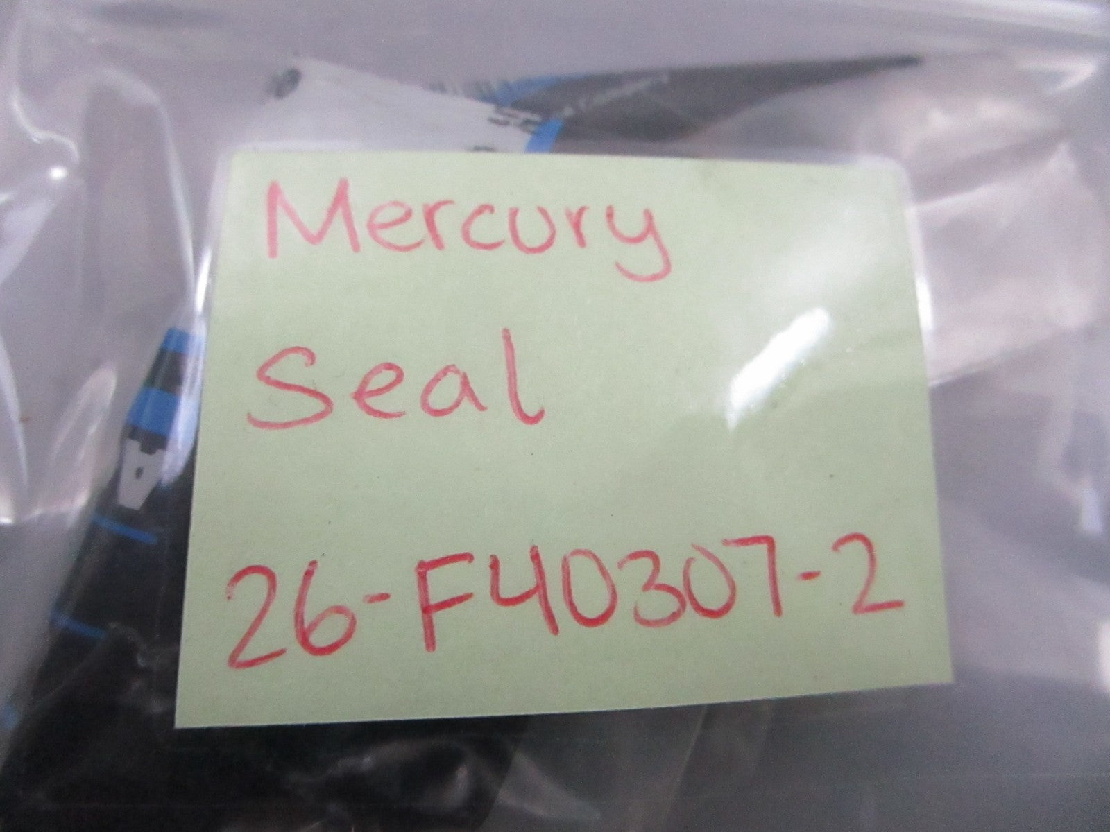 *NEW OEM* 0810 Mercury Quicksilver Seal 26-F40307-2