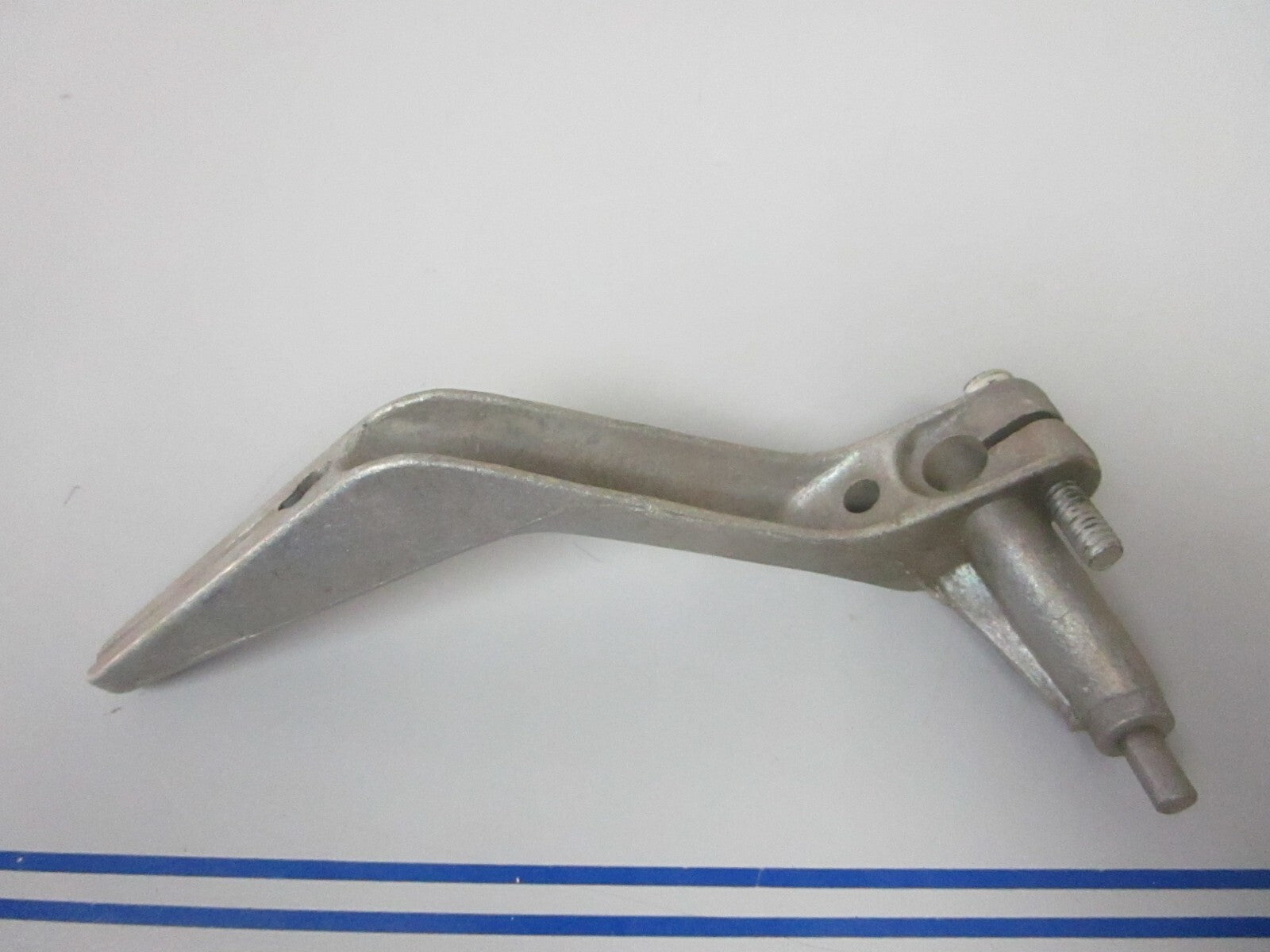 *NEW OEM* 0810 OMC Johnson Evinrude Shift Lever & Screw 279019 0279019 278260