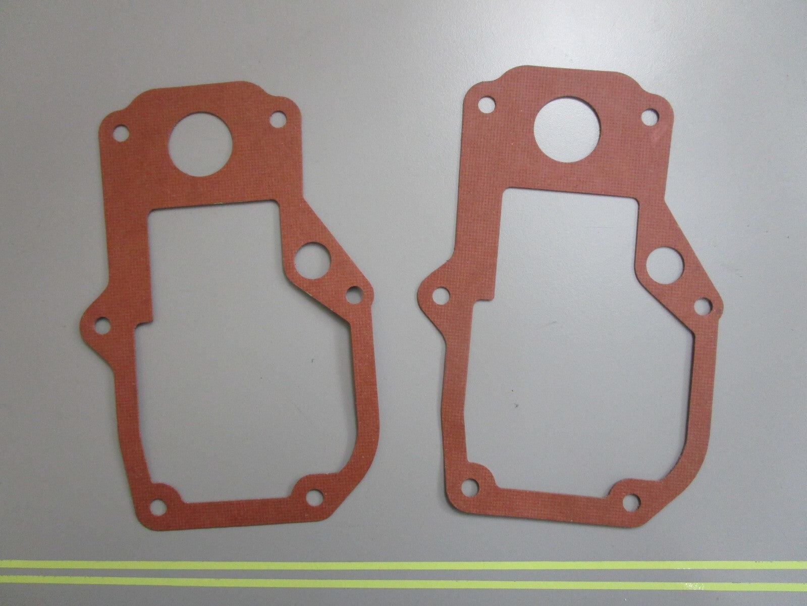 *NEW OEM* (LOT OF 2) 0810 OMC Johnson Evinrude Gasket 183279 0183279