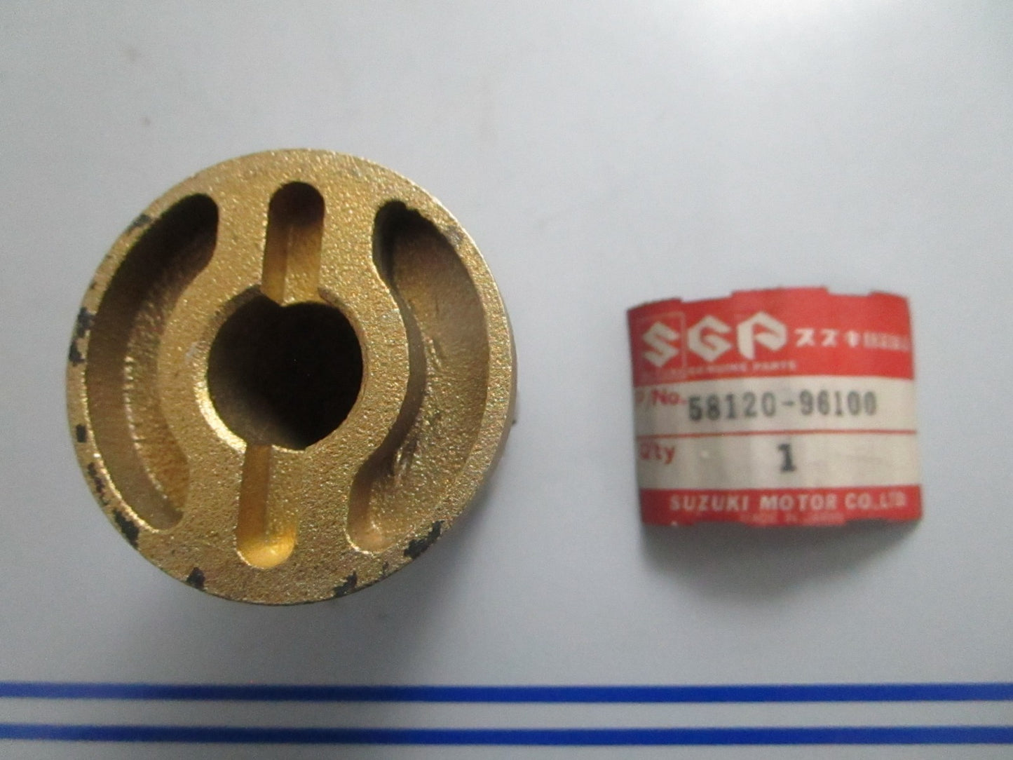 *NEW OEM* 0820 Suzuki Propeller Bushing 58120-96100