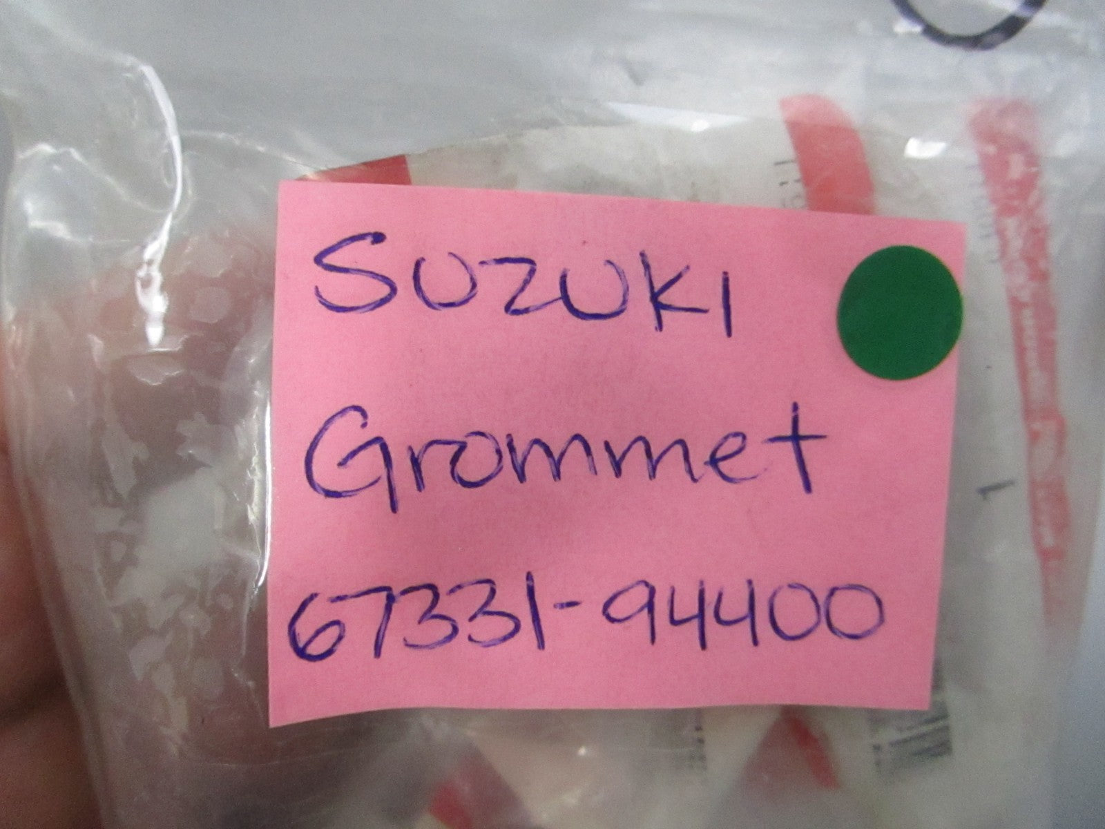 NEW OEM 67331-94400 Suzuki Grommet 0810