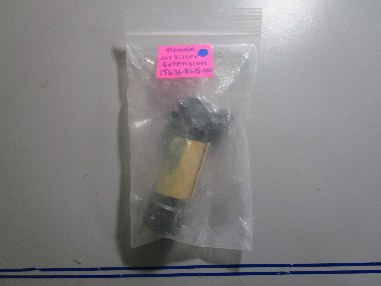 *NEW OEM* 0810 Honda Oil Filler Extension 15631-ZW5-000