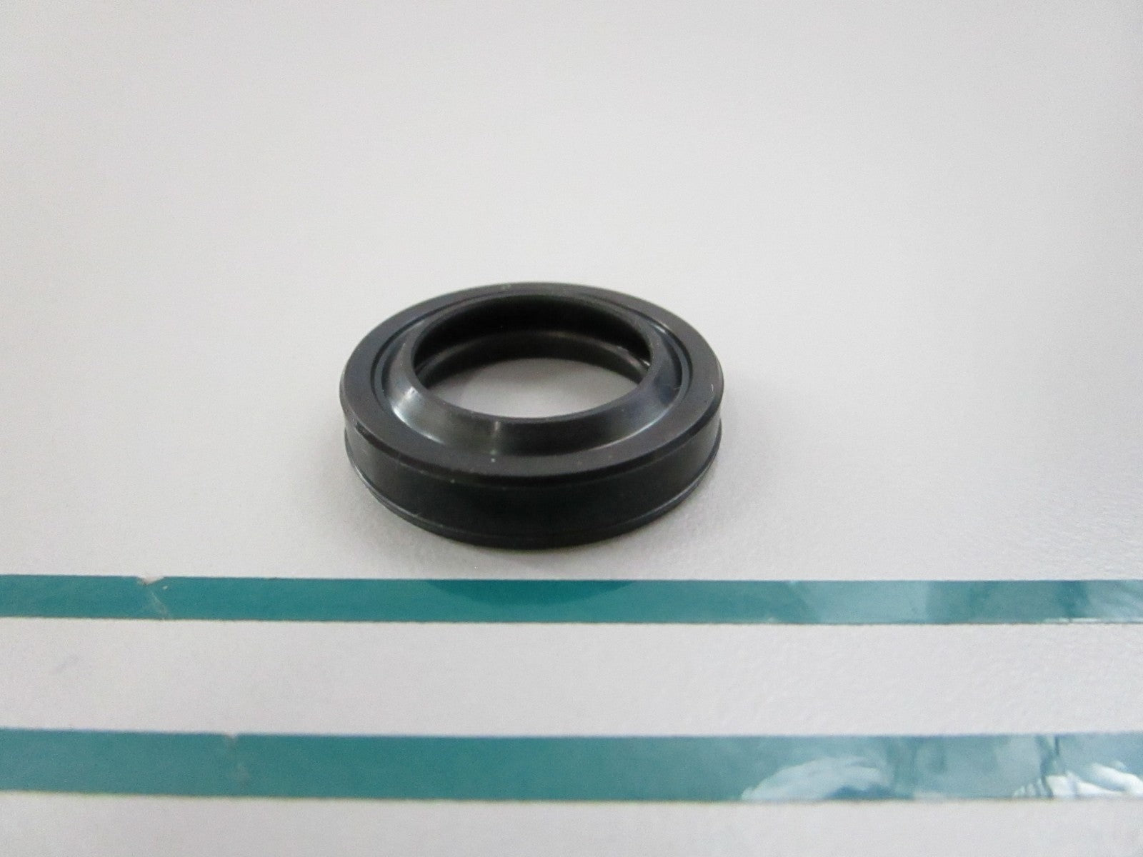 NEW OEM 6E5-43822-00-00 Yamaha Seal 0810