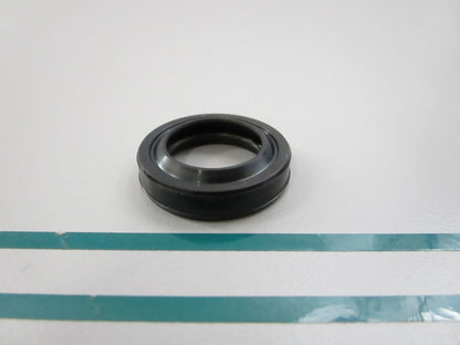 NEW OEM 6E5-43822-00-00 Yamaha Seal 0810