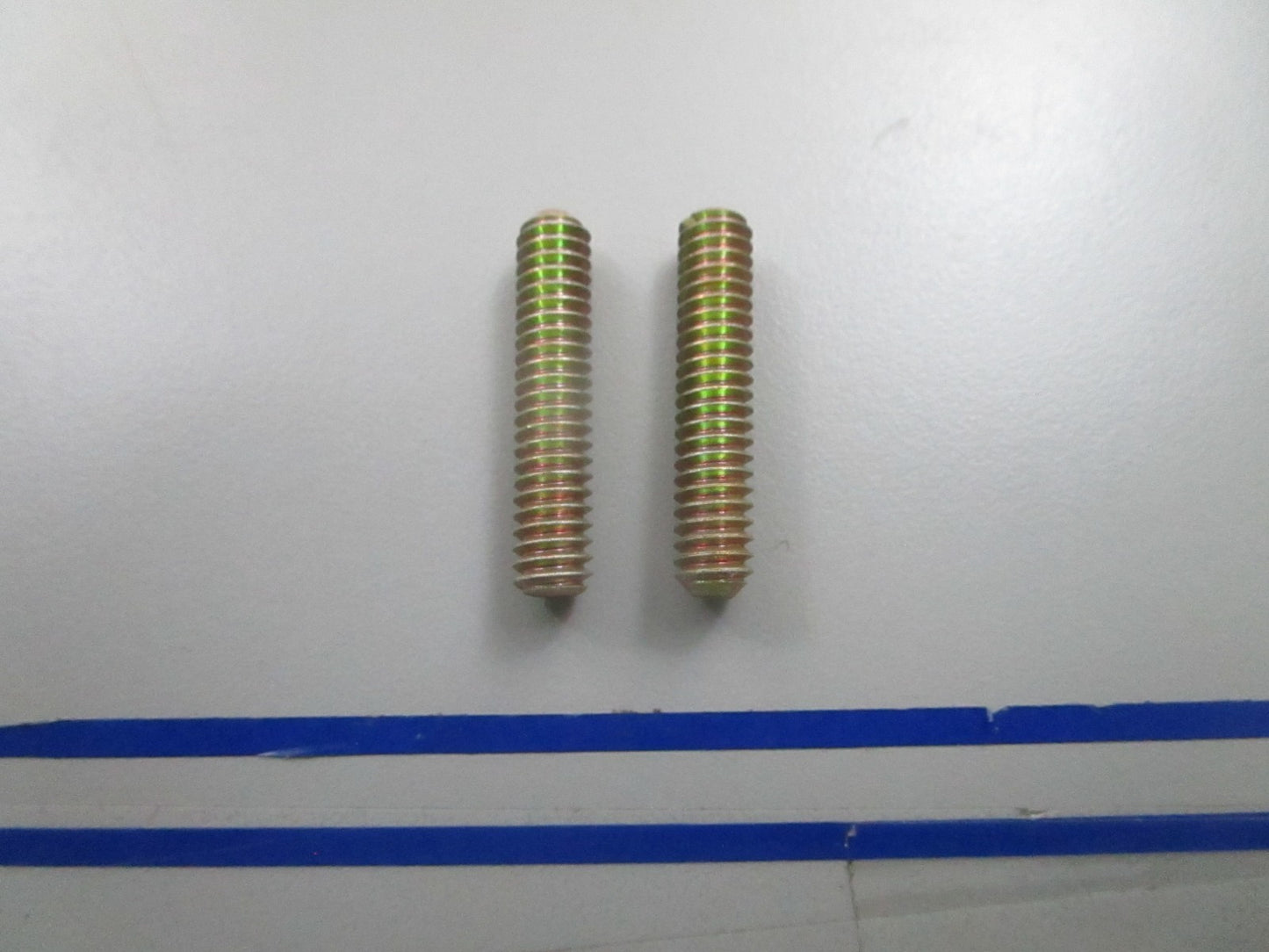 *NEW OEM* (LOT OF 2) 0810 Mercury Quicksilver Adjusting Screw 10-63102