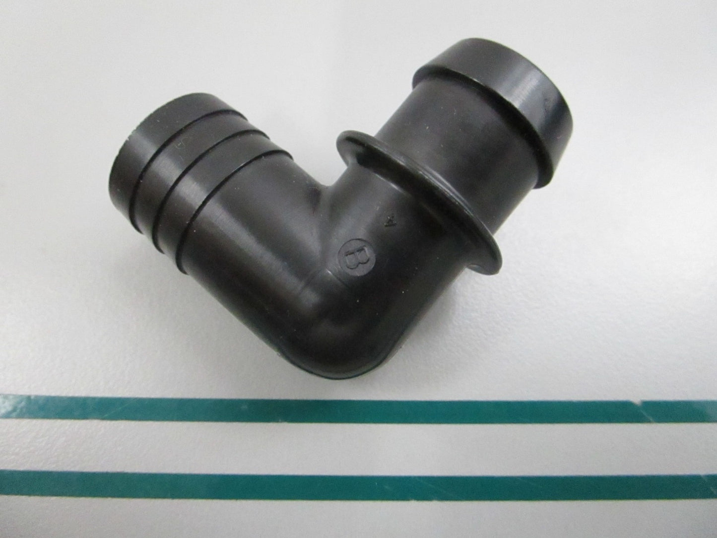 NEW OEM 311545 0311545 OMC Johnson Evinrude Elbow 0810