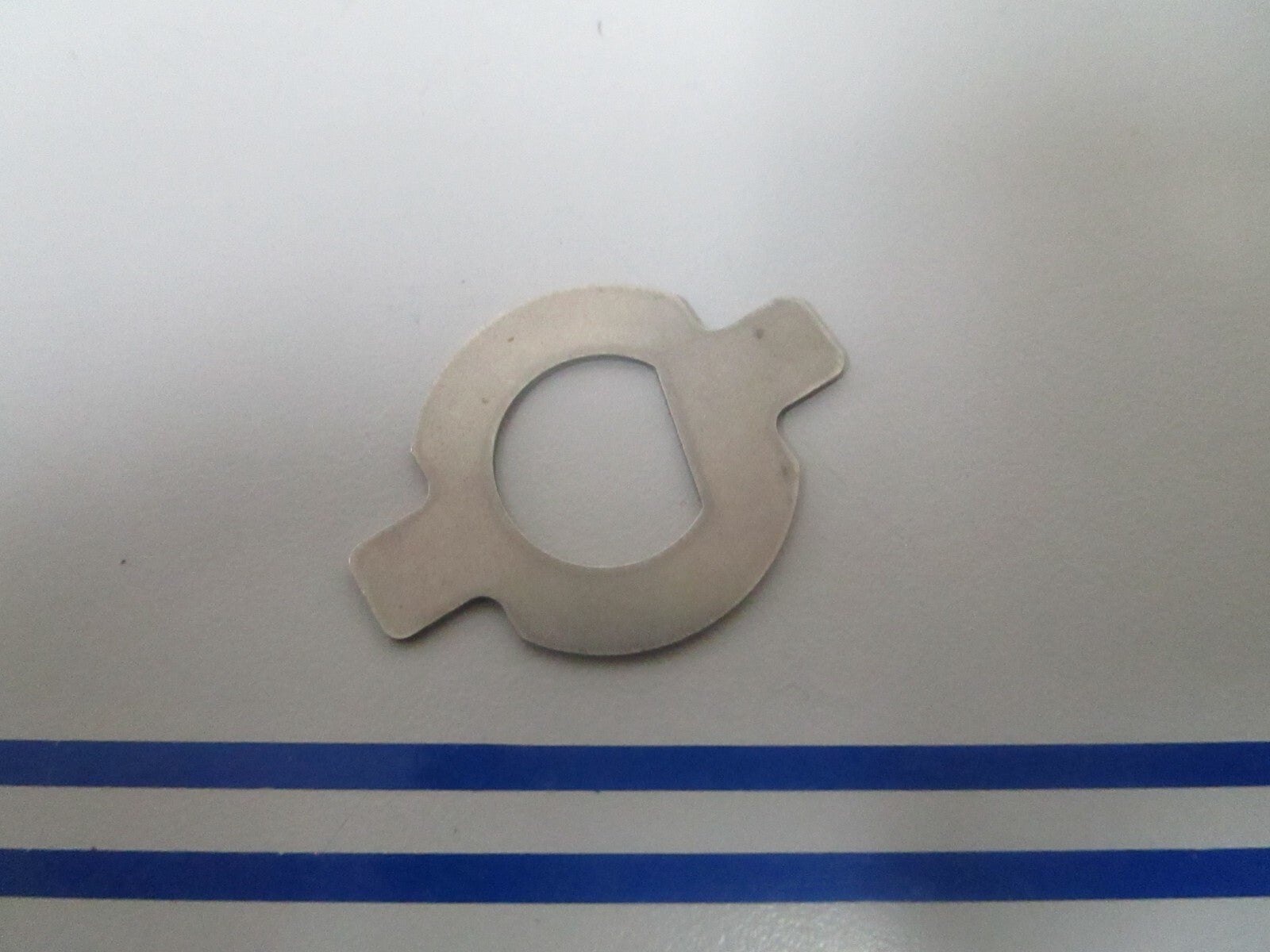 *NEW OEM* 0810 OMC Johnson Evinrude Keeper Nut 336925