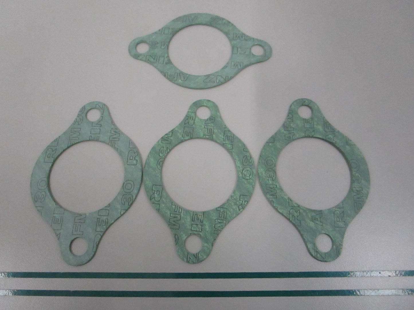 NEW OEM (LOT OF 4) 835417 Volvo Penta Gasket 0810