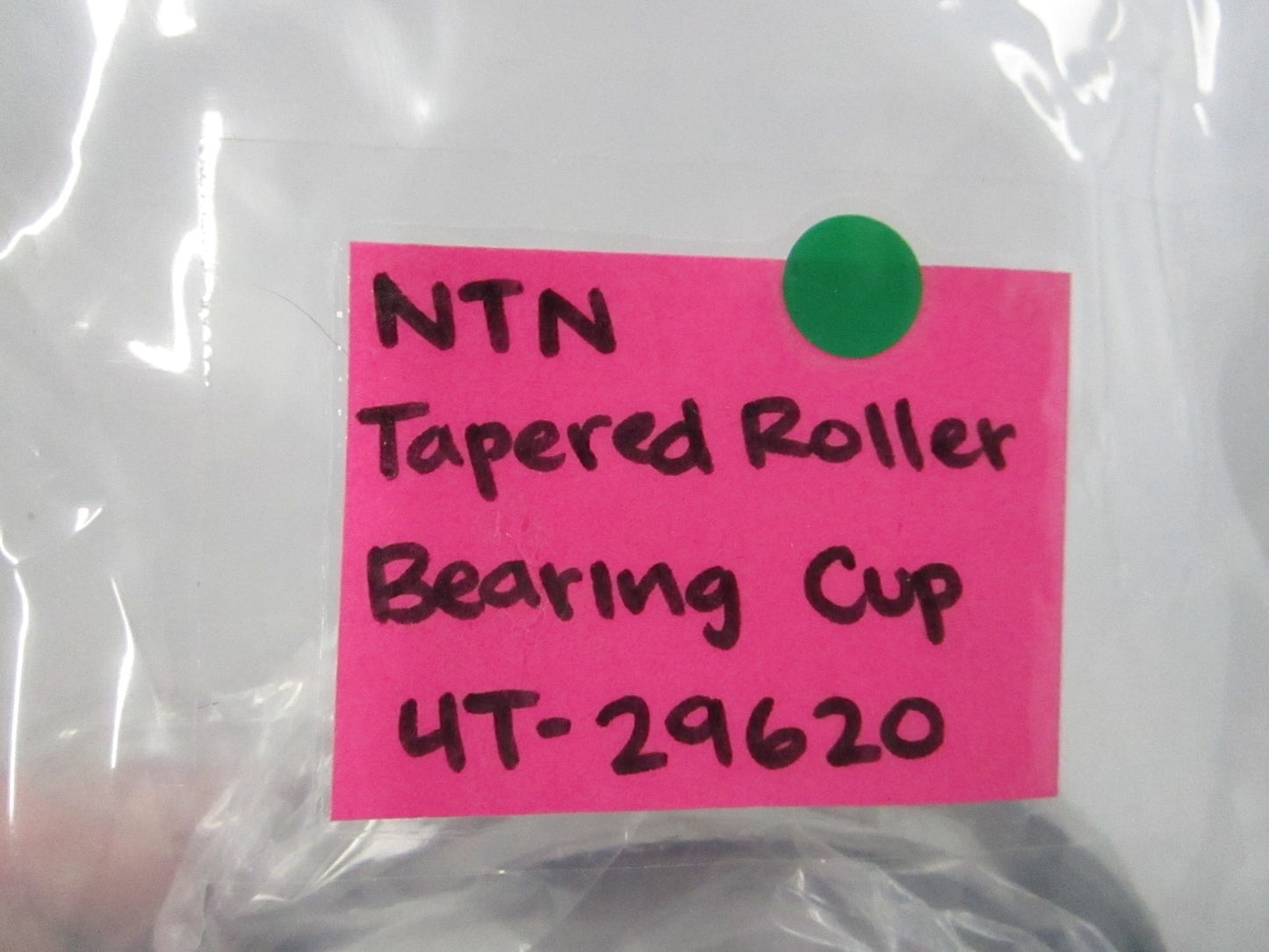 NEW 4T-29620 NTN Tapered Roller Bearing Cup 0810