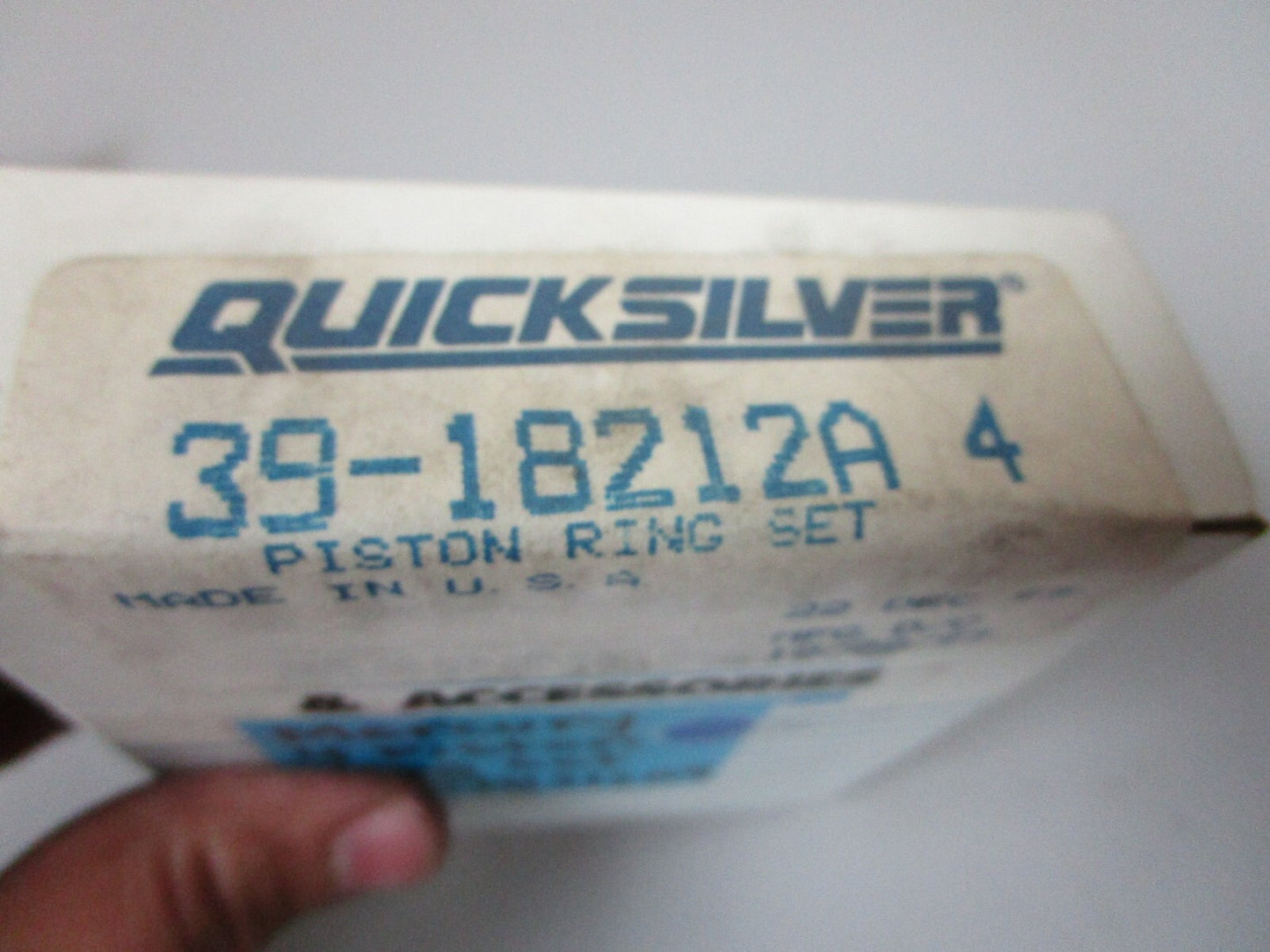 *NEW OEM* 0720 Mercury Quicksilver 4 Piston Ring Set 39-18212A4