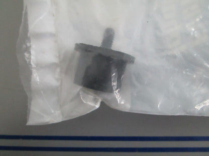 *NEW OEM* 0820 OMC Johnson Evinrude Starter Housing Mount 332610 0332610