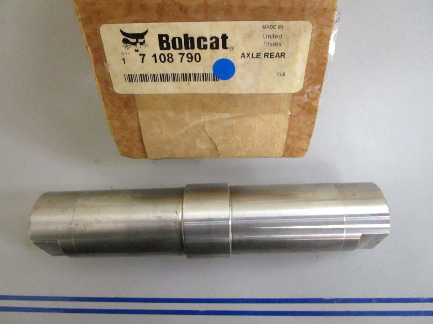 *NEW OEM* 0820 Bobcat Rear Axle 7108790