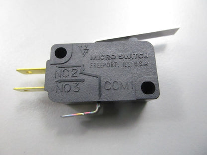 *NEW OEM* 0810 Briggs & Stratton Switch 1676123
