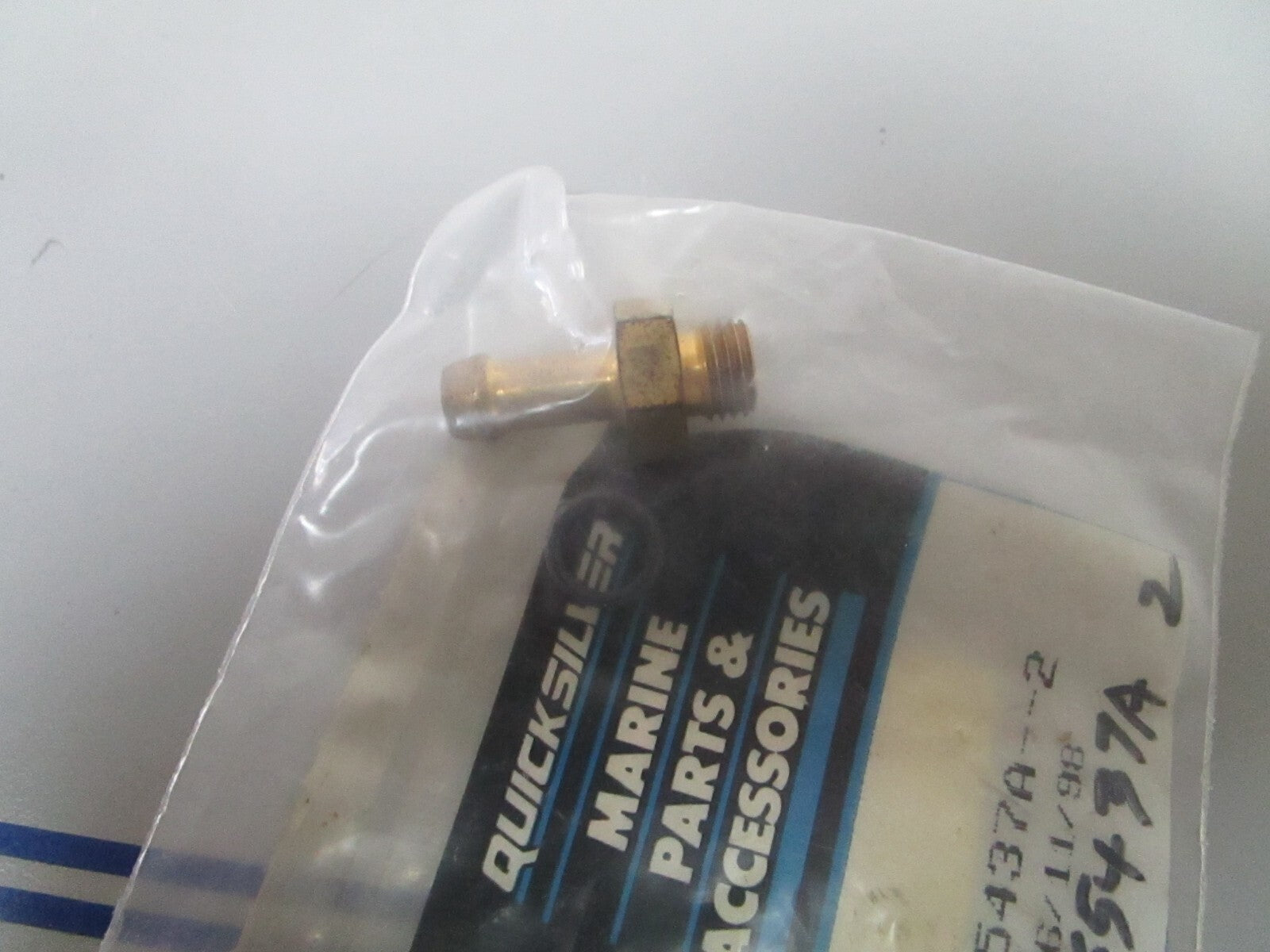 *NEW OEM* 0810 Mercury Quicksilver Fitting 22-855437A2