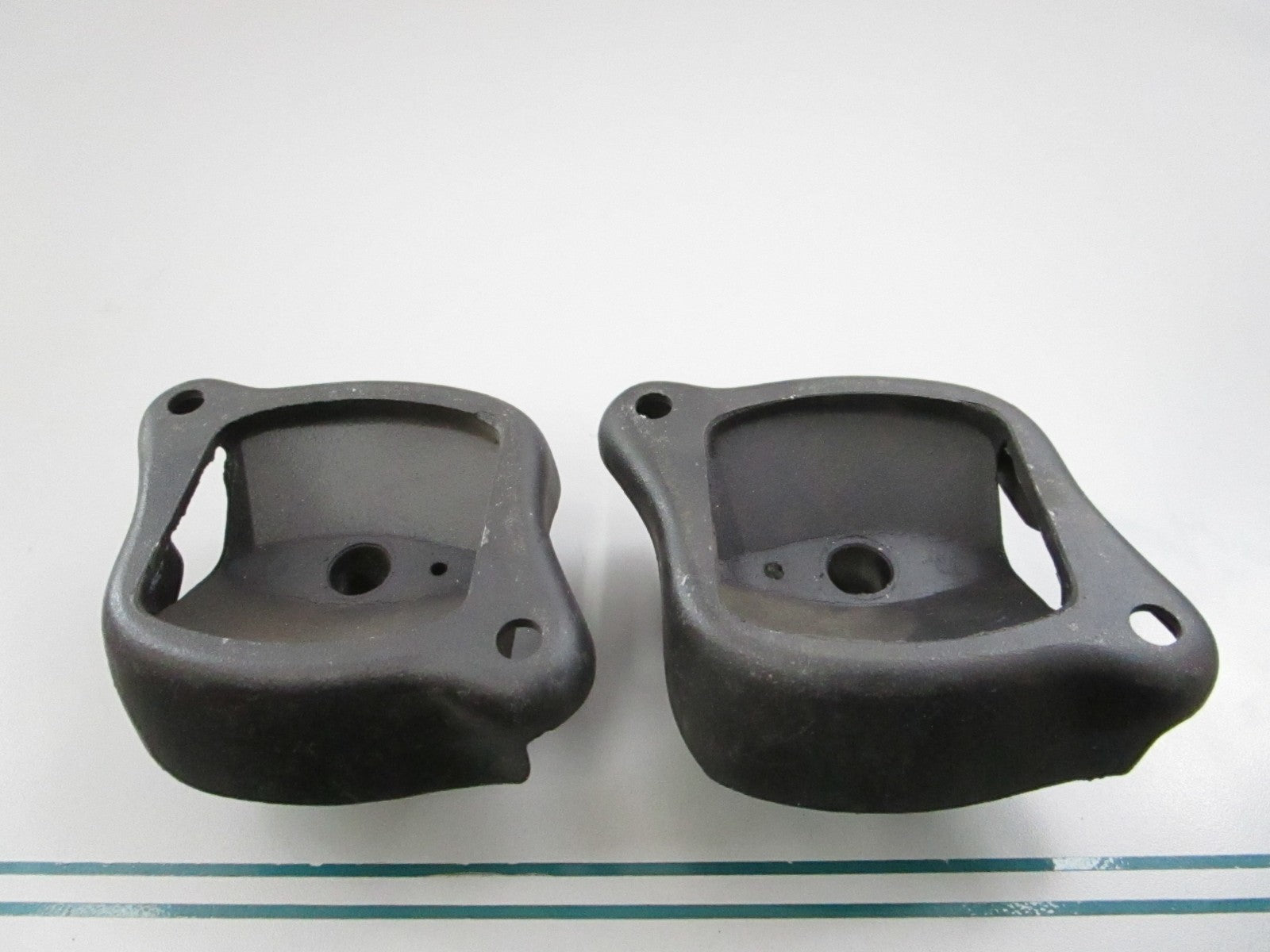 NEW OEM 1082200017 Mercedes-Benz Engine Mount Kit 0810
