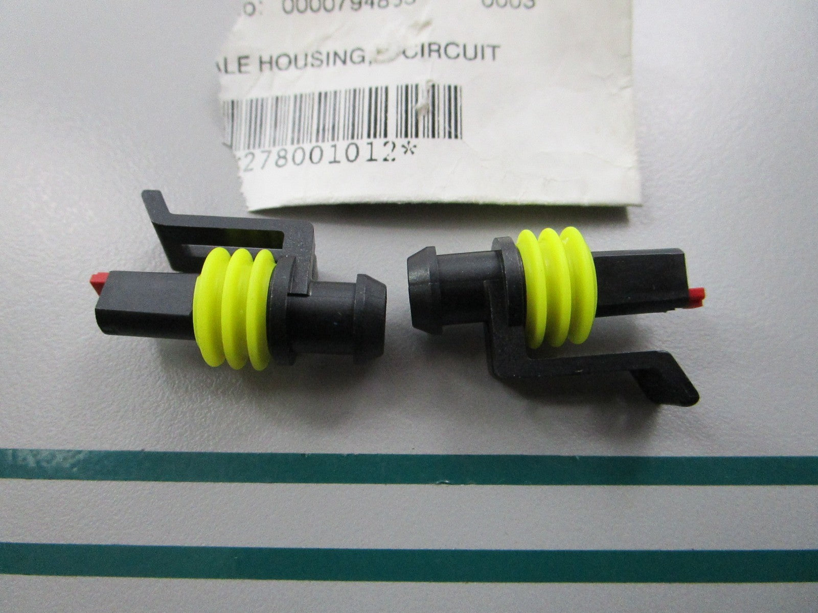 NEW (LOT OF 2) 278001012 Sea-Doo Circuit Male Housing 0810
