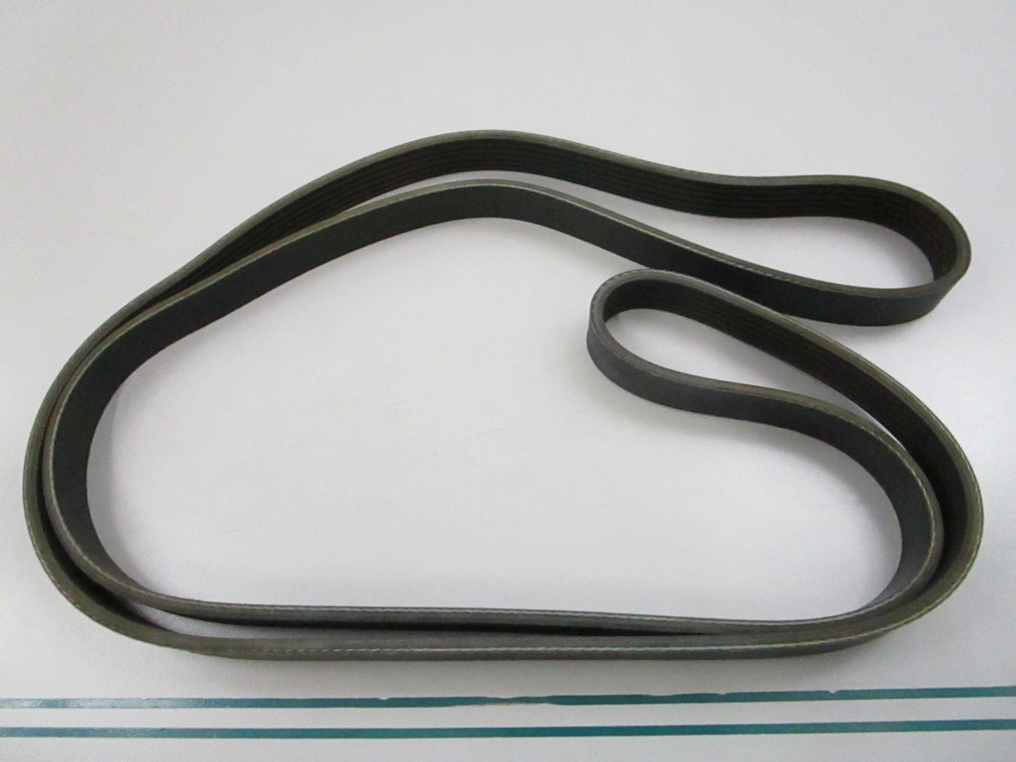 Gates K060755 Micro-V Serpentine Belt 6-Rib 75.49in NEW 0810