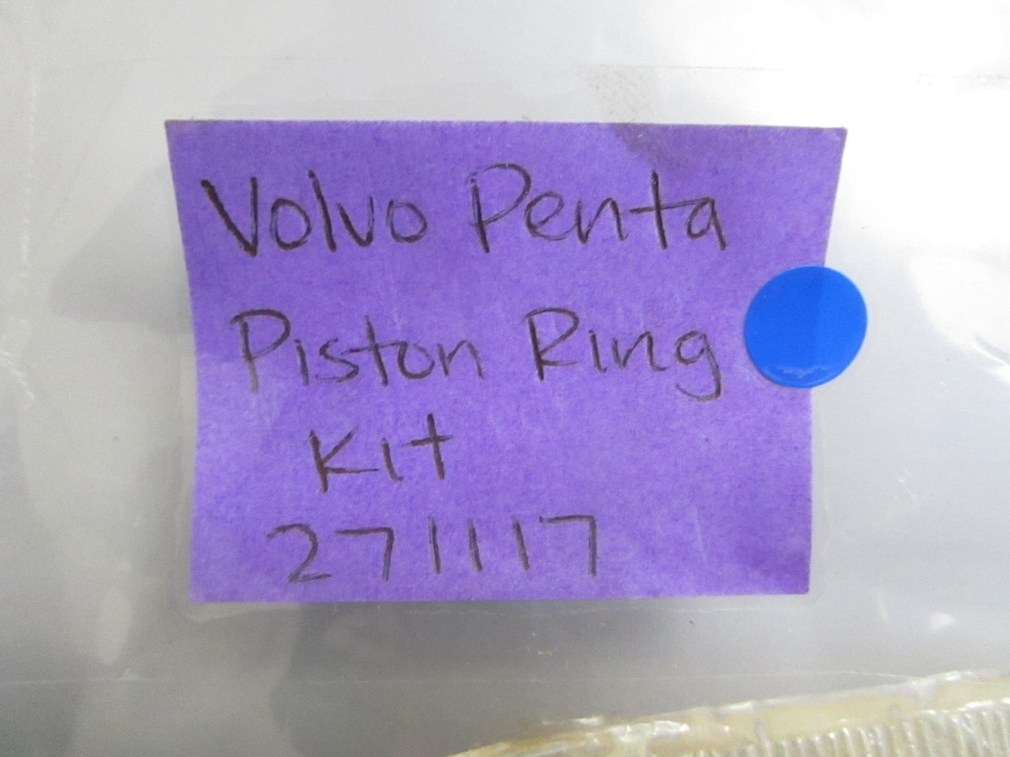 *NEW OEM* 0820 Volvo Penta Piston Ring Kit 271117