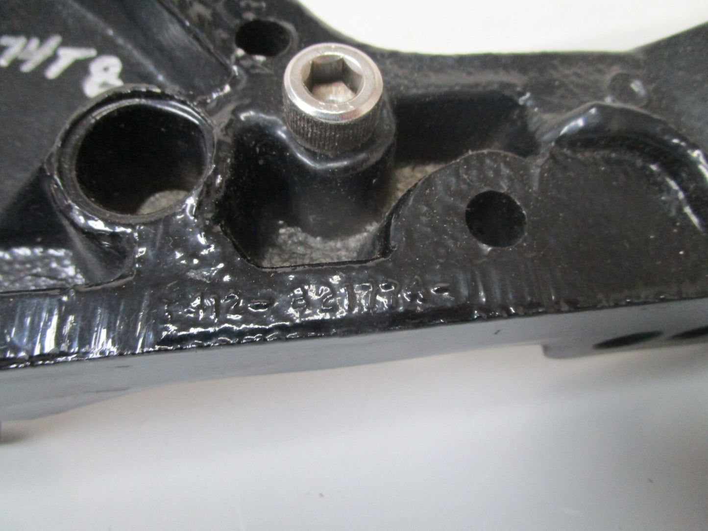 *NEW OEM* 0720 Mercury Quicksilver 25 30 40 50 hp STBD Clamp Bracket 821774T8