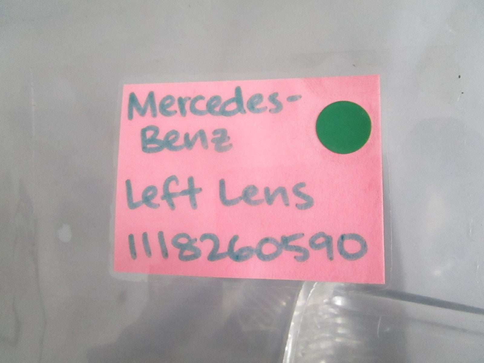 NEW OEM 1118260590 Mercedes-Benz Left Lens 0820