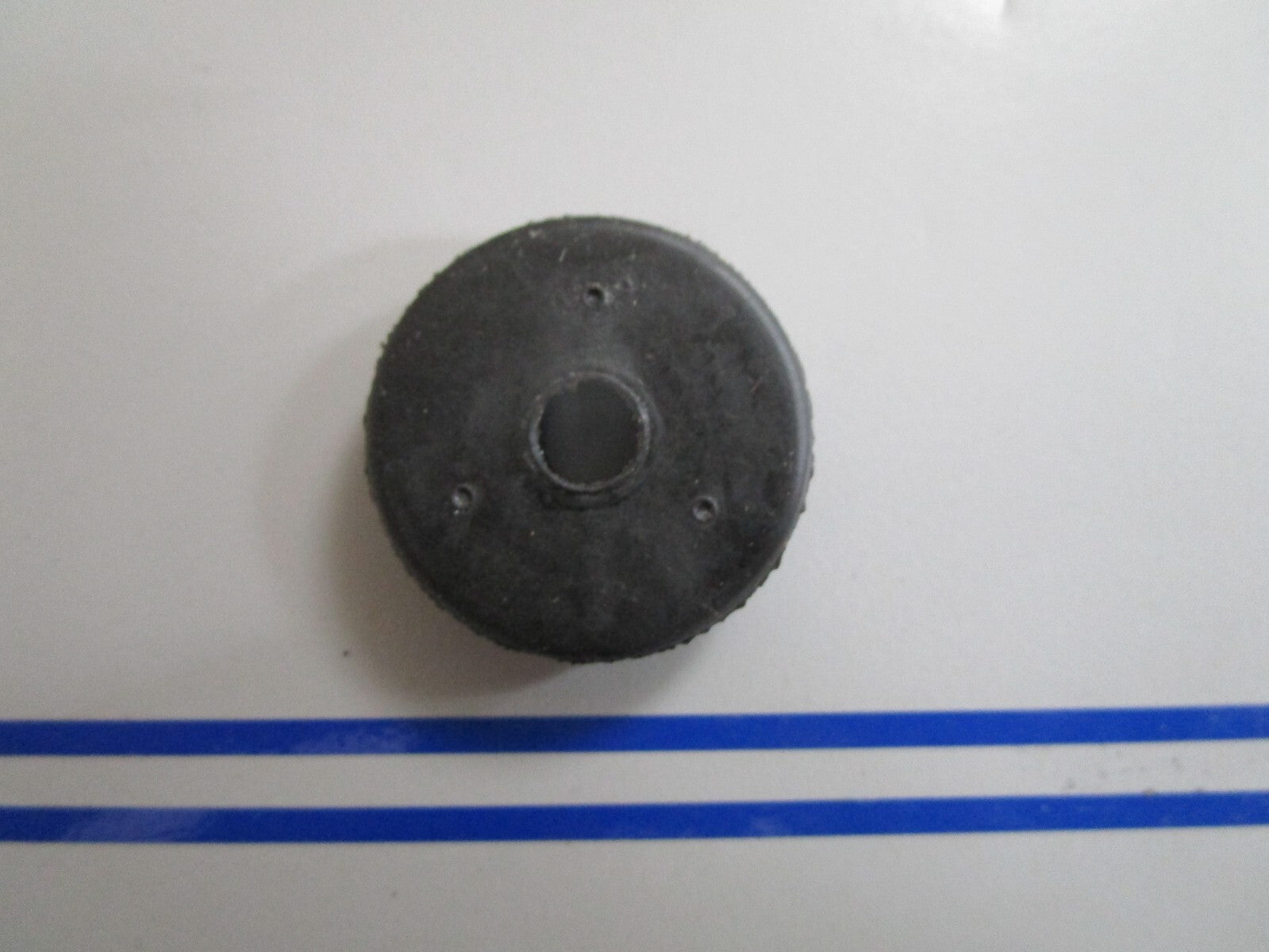 *NEW OEM* 0720 OMC Johnson Evinrude Grommet 321452 0321452