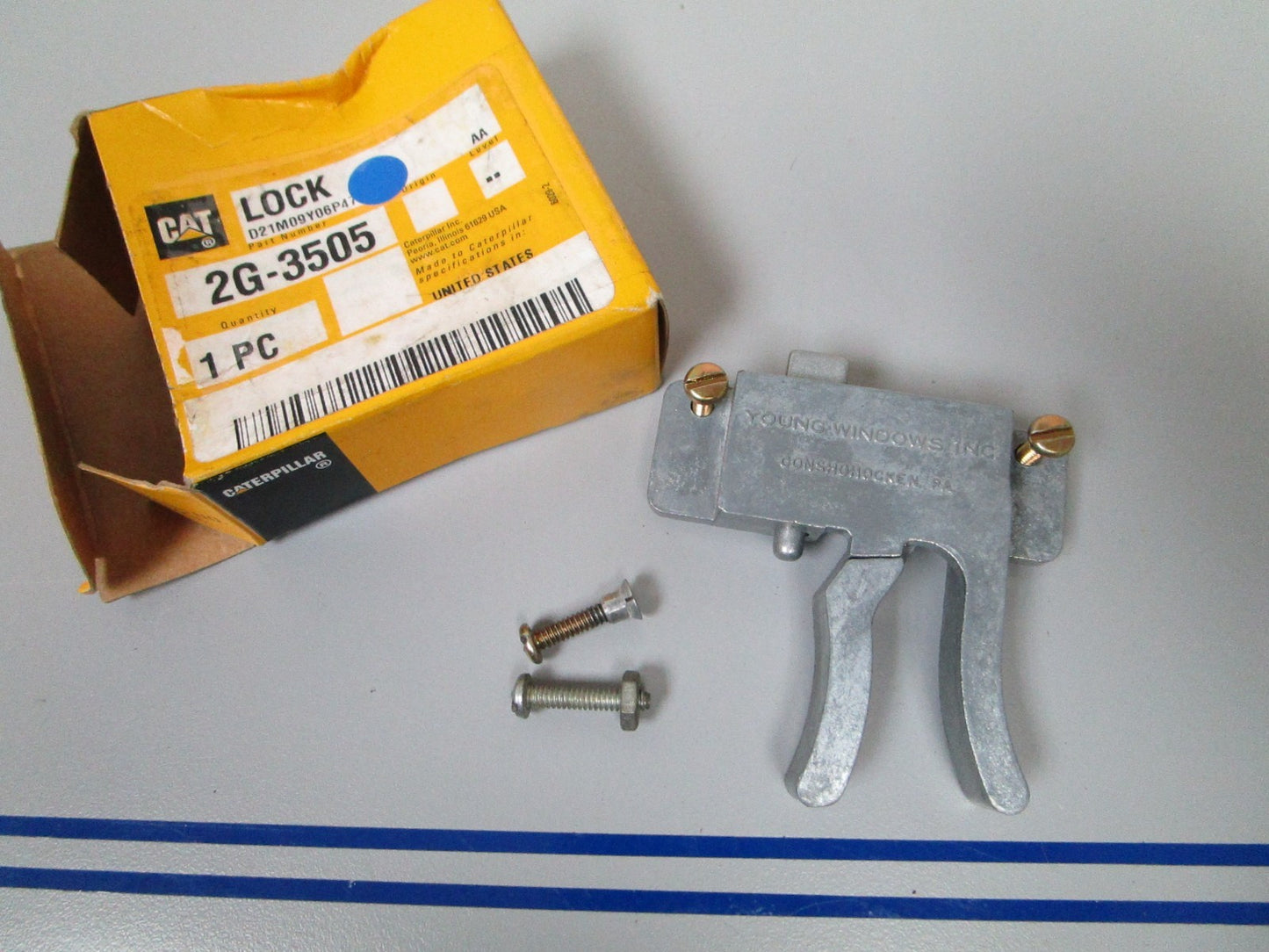 NEW OEM 2G-3505 Cat Caterpillar Lock 0720
