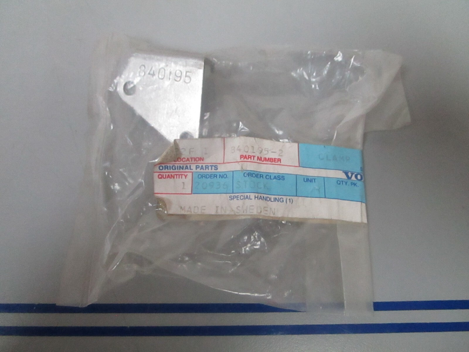 *NEW OEM* 0720 Volvo Penta Clamp 840195