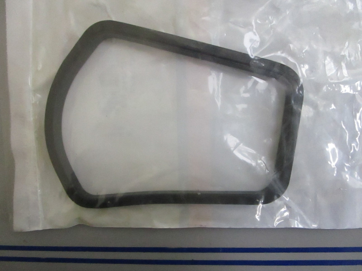 *NEW OEM* 0820 OMC Johnson Evinrude Exhaust Tube Seal 314937 0314937