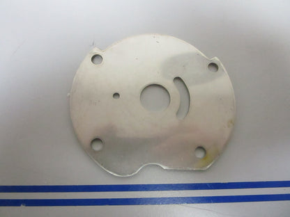 *NEW OEM* 0810 OMC Johnson Evinrude Impeller Plate 305303 0305303