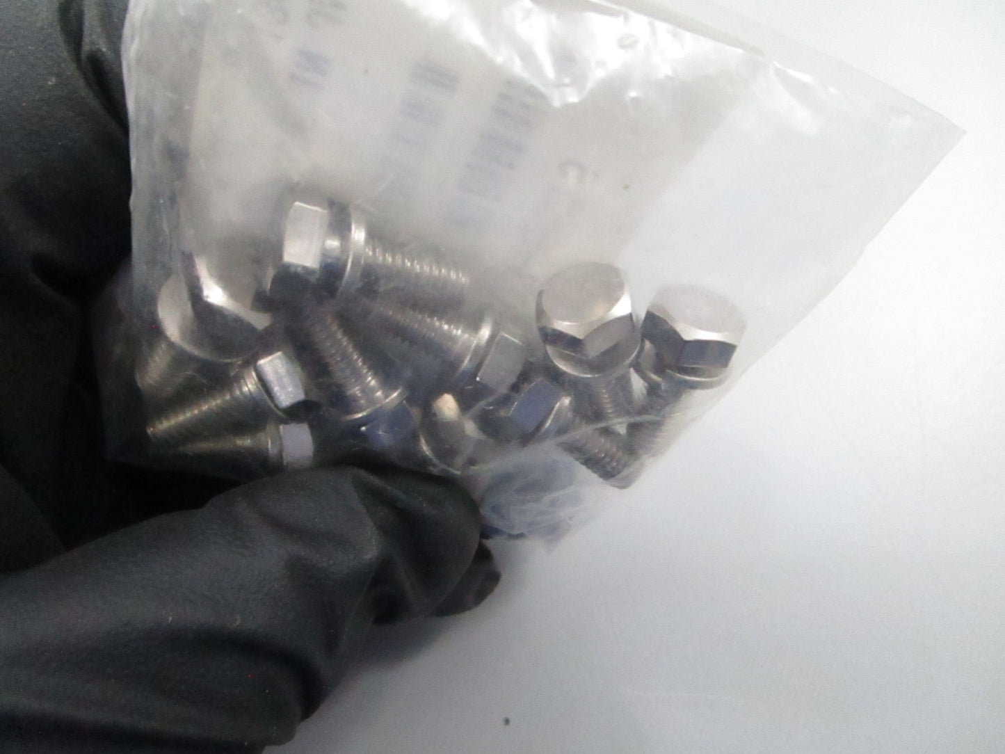 *NEW OEM* (LOT OF 10) 0810 Tohatsu Nissan Bolt 910103-6616 9101036616