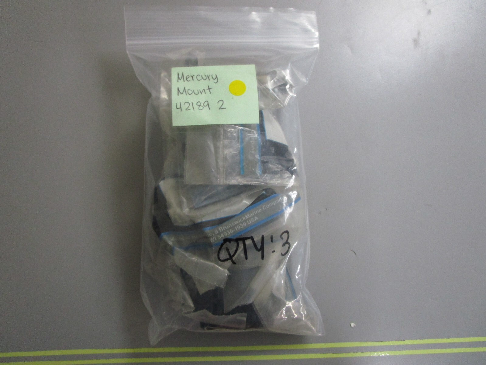 *NEW OEM* 0810 Mercury Quicksilver Mount 421892