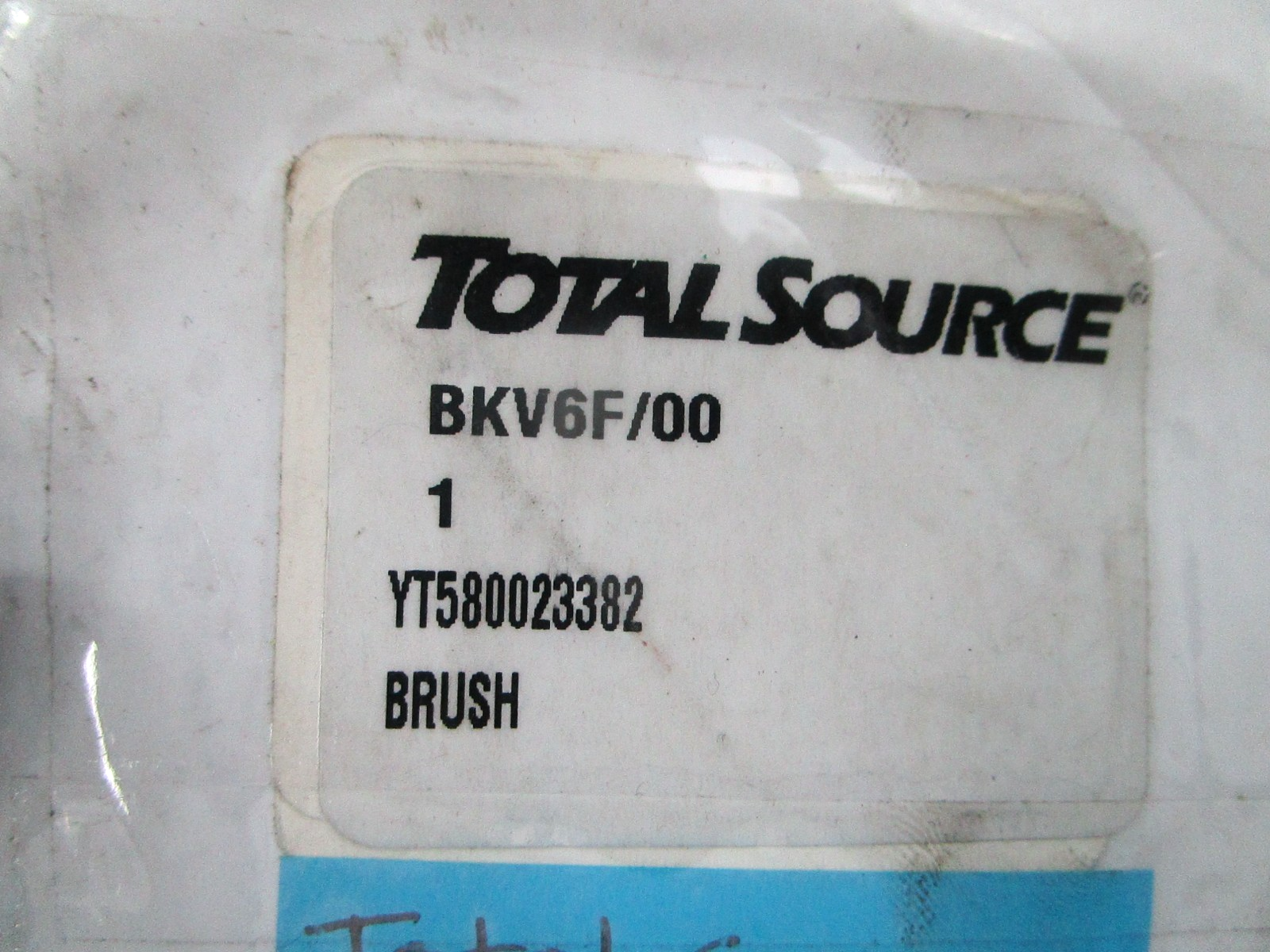 NEW YT580023382 For: Yale Total Source Brush 0810