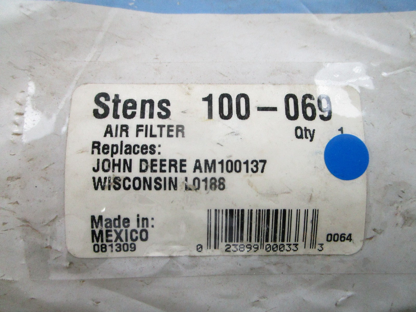 NEW Stens 100-069 Replaces: John Deere AM100137 Air Filter 0810