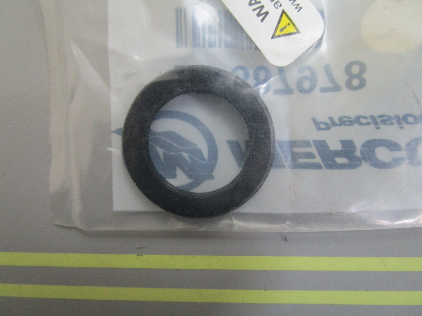 *NEW OEM* 0810 Mercury Quicksilver Gasket 27-887978