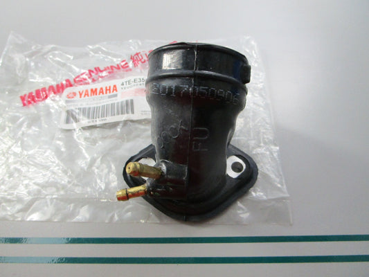 NEW OEM 4TE-E3585-01-00 Yamaha Manifold 0810