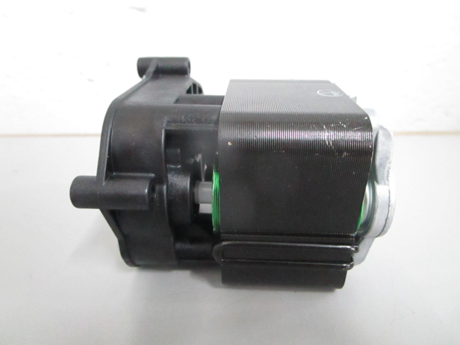 *NEW OEM* 0820 Whirlpool Motor W11671282