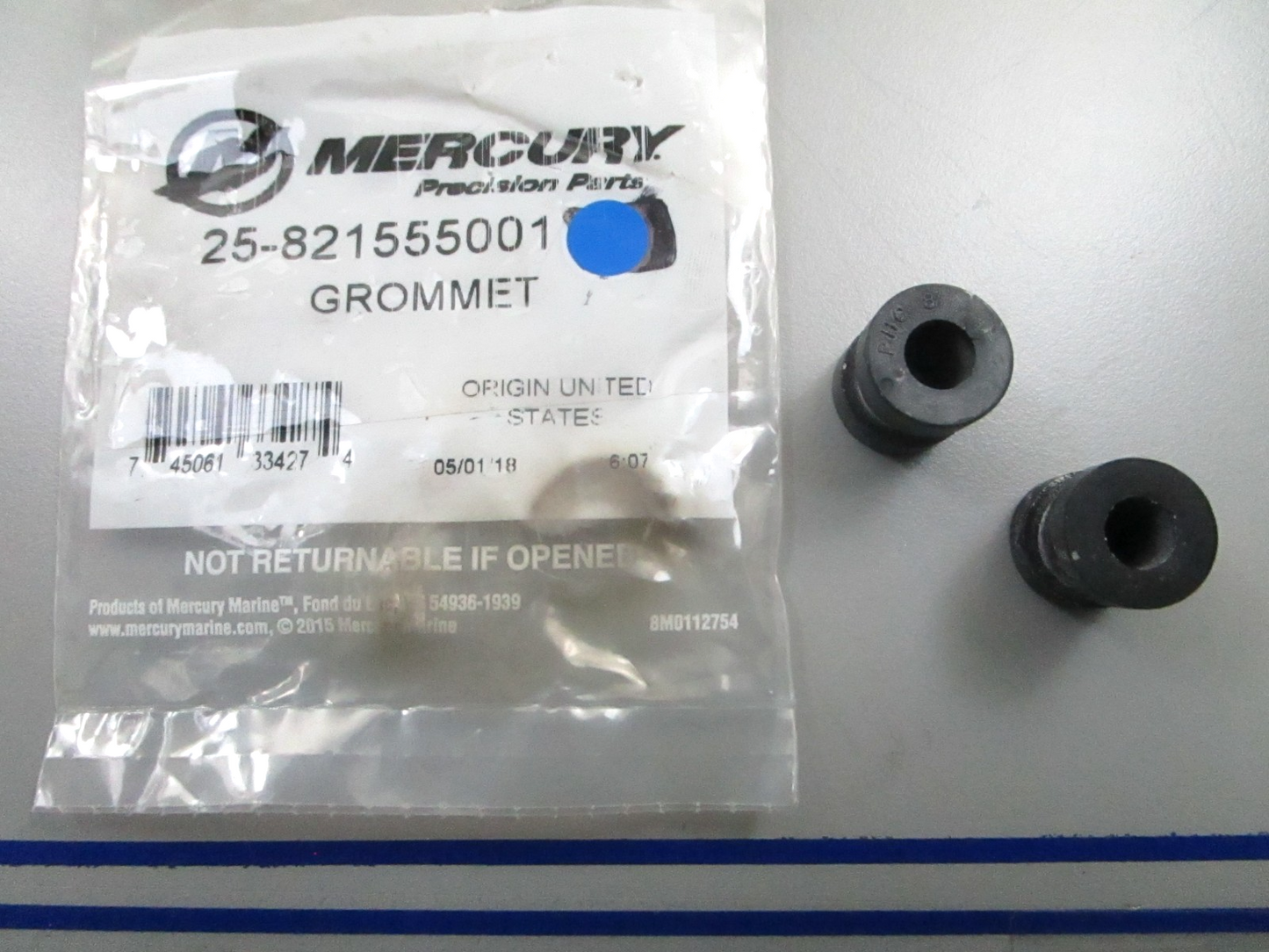 *NEW OEM* (LOT OF 2) 0810 Mercury Quicksilver Grommet 25-821555001
