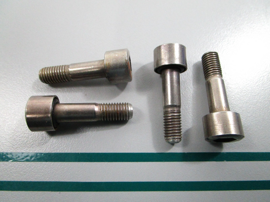 NEW OEM (LOT OF 4) 314733 0314733 OMC Johnson Evinrude Screw 0810