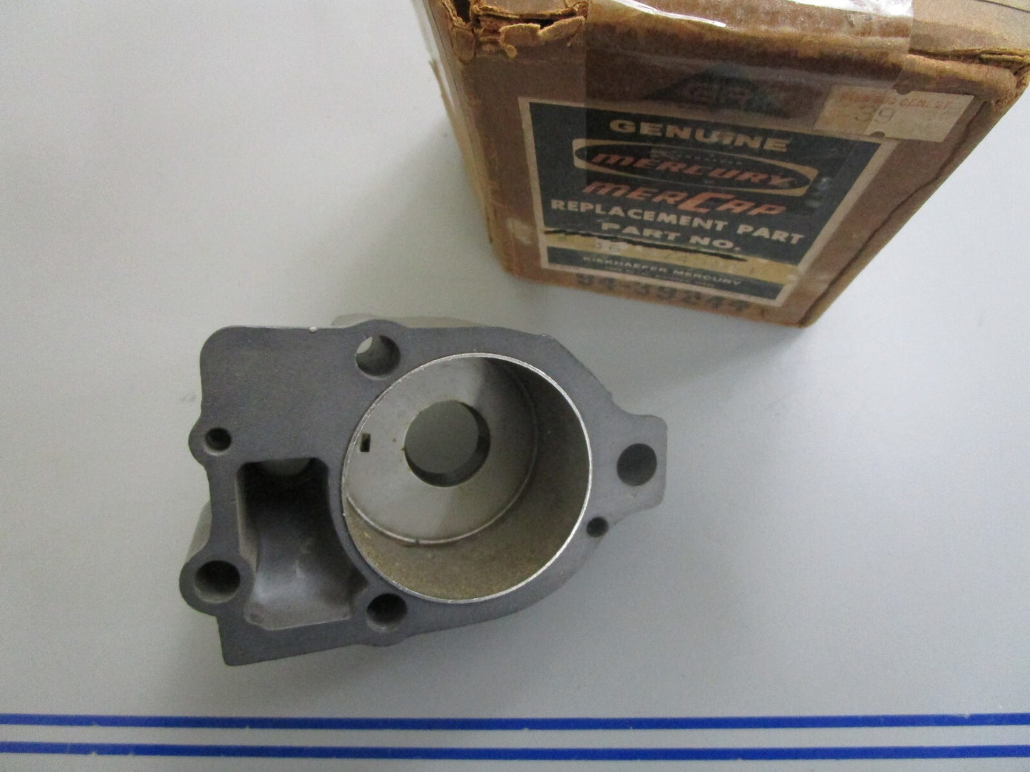 *NEW OEM* 0820 Mercury Quicksilver Water Pump Housing 46-37433A1